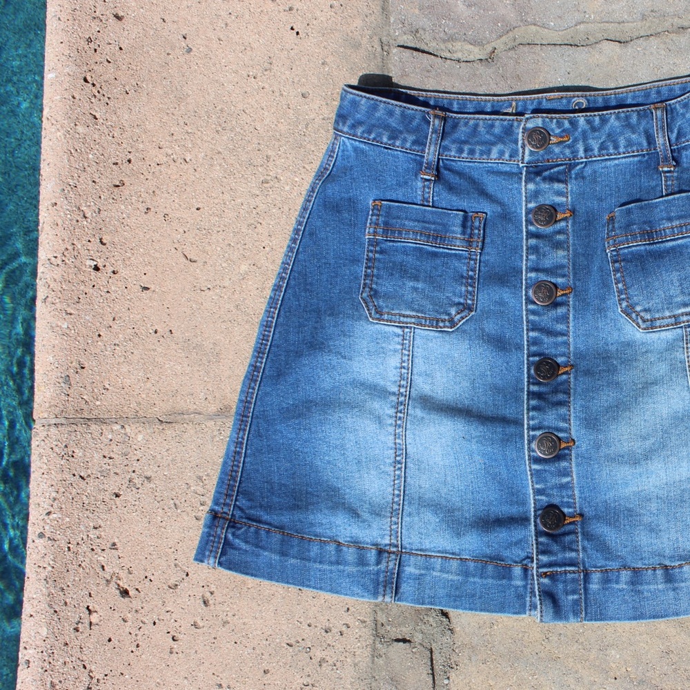 Denim skirt